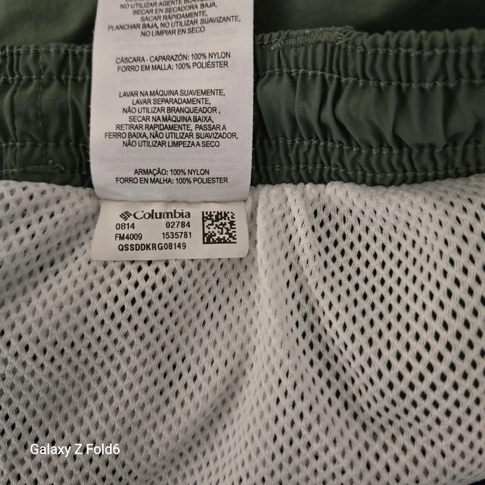 PColumbia PFG Green Nylon Fishing Hiking Swim Shorts Mesh Lined‎ Men’s L